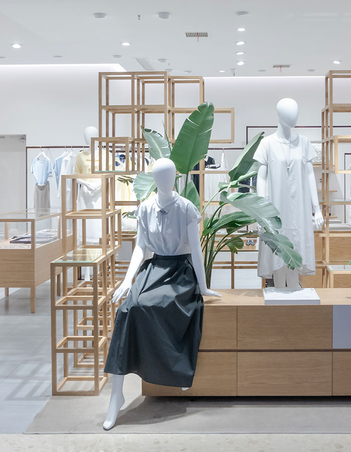 Retails-Fit-Outs-Hero-Section